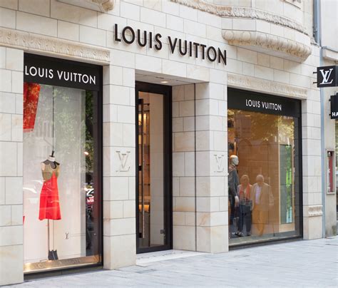 stores that sell louis vuitton|what stores sell louis vuitton.